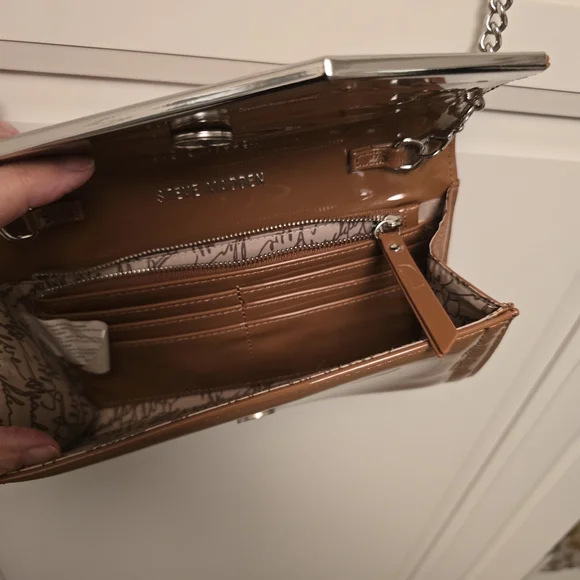 Steve Madden Brown Patent Clutch - Picture 3 of 4